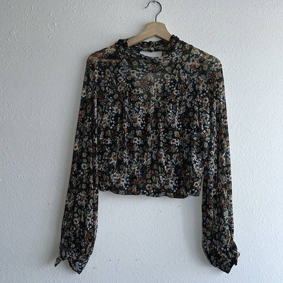 Free People Green All Dolled Up Floral Cropped Long Sleeve Blouse Sz. S - Picture 4 of 12